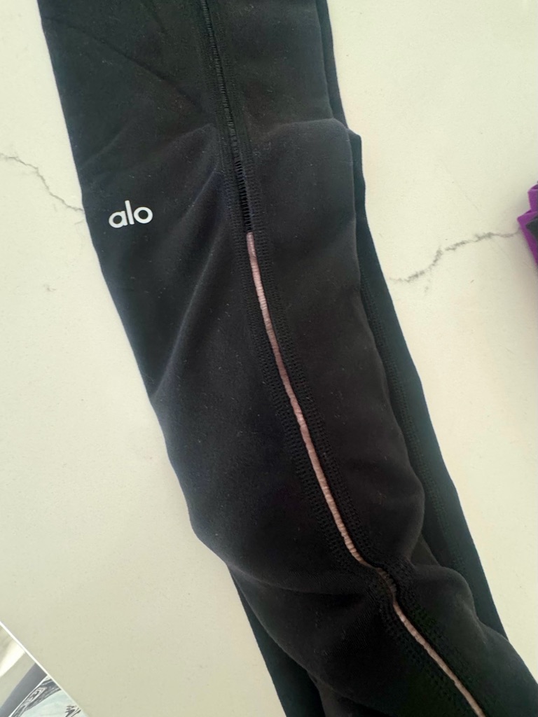 Alo Yoga Wimens Black Leggings With Visually Slimming See-Thru Net Piping
